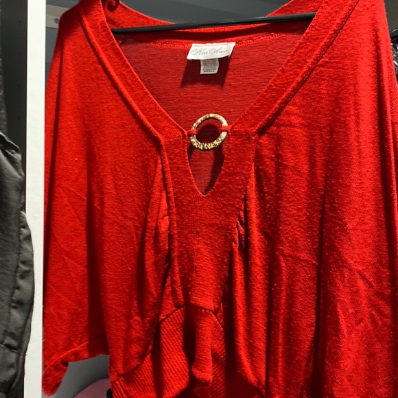 Crop sweater - Picture 1 of 3